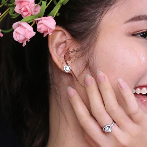 💎203💎 STUNNING DIAMOND MOISSANITE HALO HEART STUD EARRINGS BUNDLE WITH #201 - Picture 9 of 14